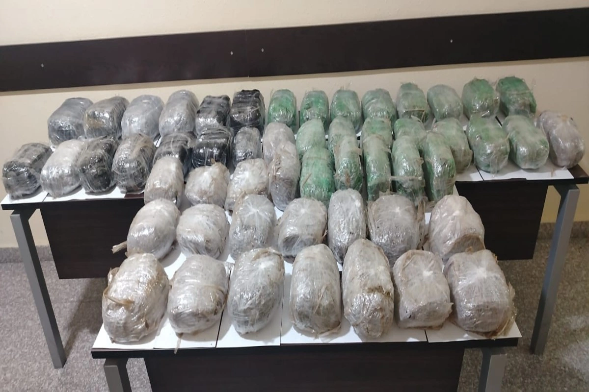 111 kilo narkotikin PUA ilə Azərbaycana keçirilməsinin qarşısı alındı - FOTO