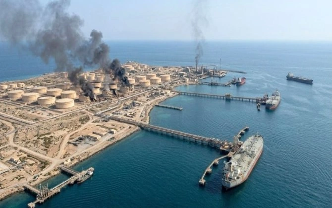 Xark adasında İrana məxsus tanker hədəfə alınıb