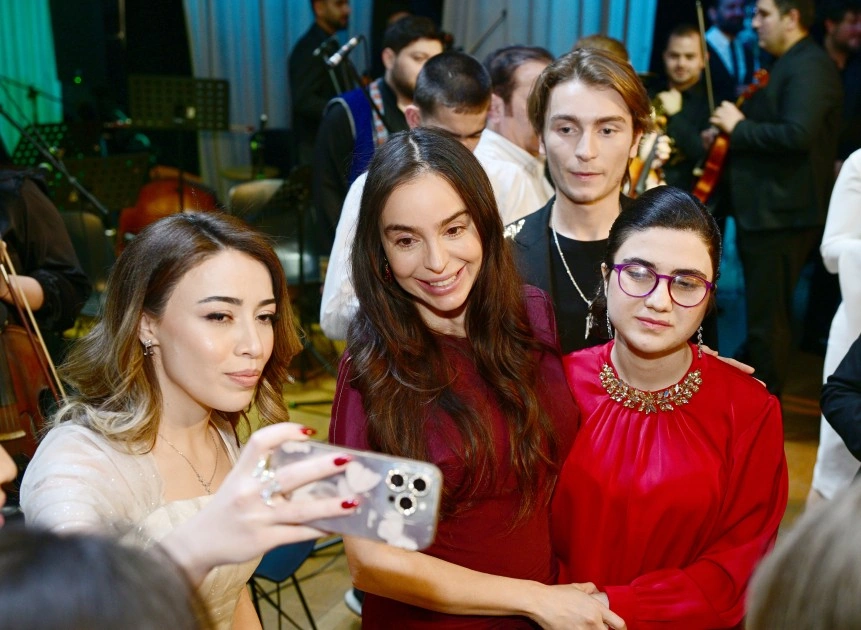 Leyla və Alena Əliyevalar DOST İnklüziv İnkişaf və Yaradıcılıq Mərkəzini ziyarət ediblər - FOTOLAR