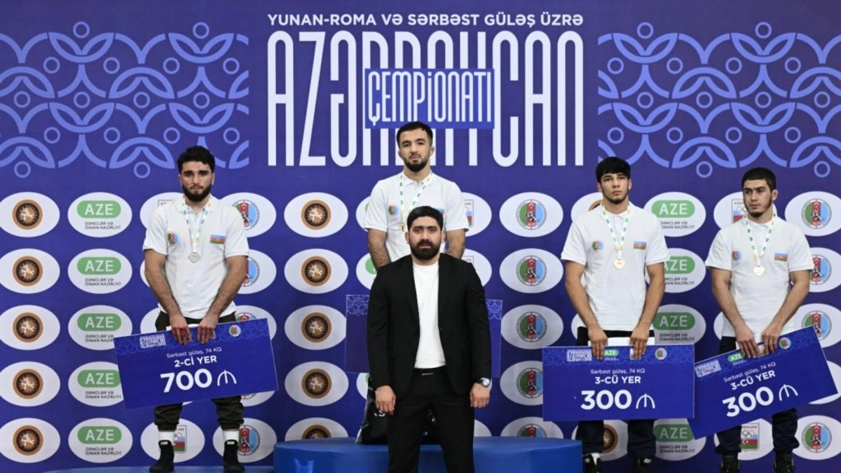 Sərbəst güləşdə 5 çəkidə ölkə çempionları müəyyənləşib - FOTO
