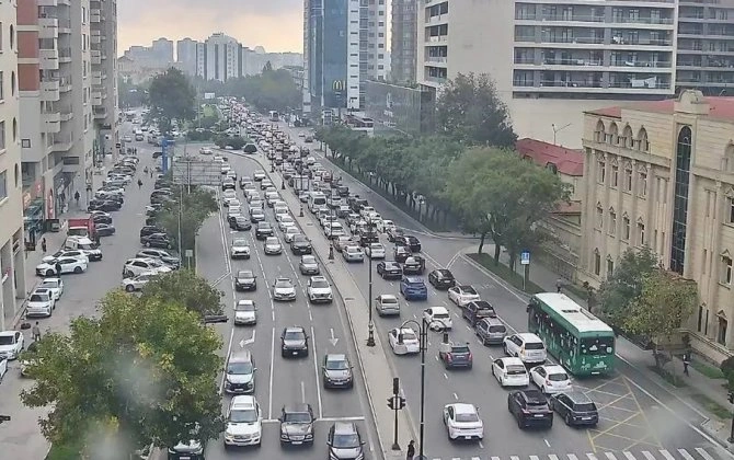 Bakıda bu yollarda sıxlıq var - SİYAHI
