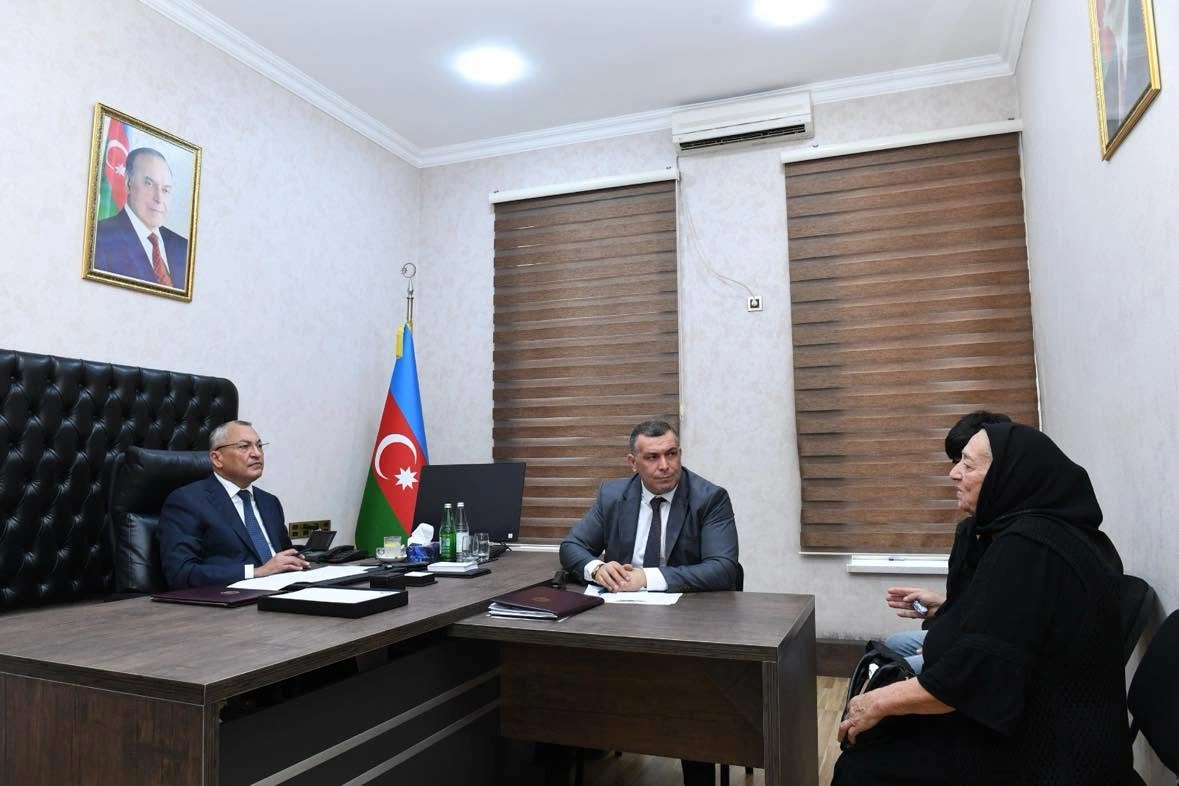 Dövlət Komitəsində vətəndaşların növbəti qəbulu keçirildi - FOTOLAR