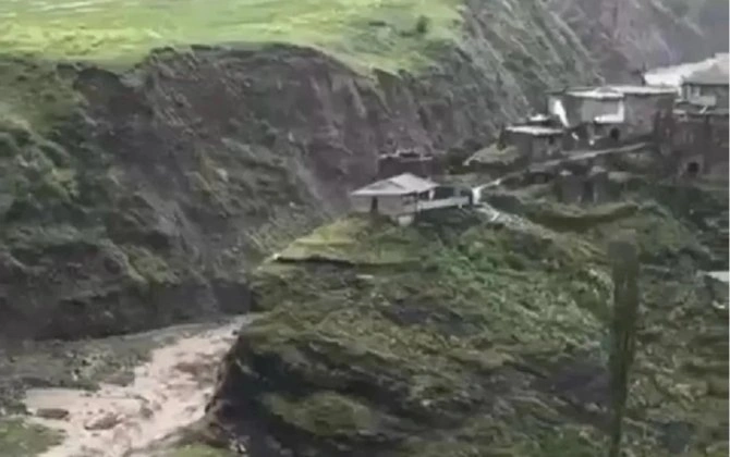 Dağıstanda sellər səbəbindən bənd qismən dağıldı - 13 evin sakini təxliyə edildi