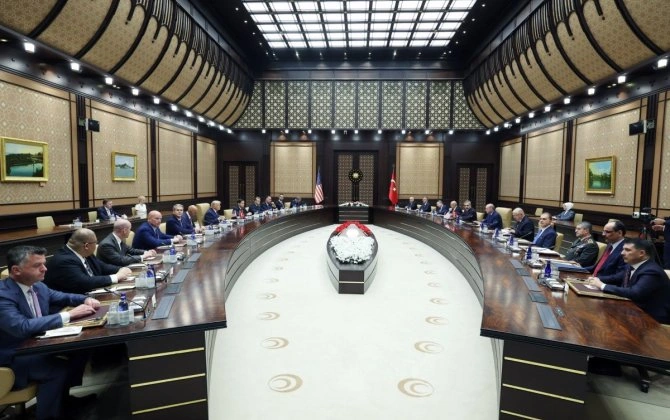 Ərdoğan Trampla nümayəndə heyətləri arasında keçirilən görüşə rəhbərlik edib
