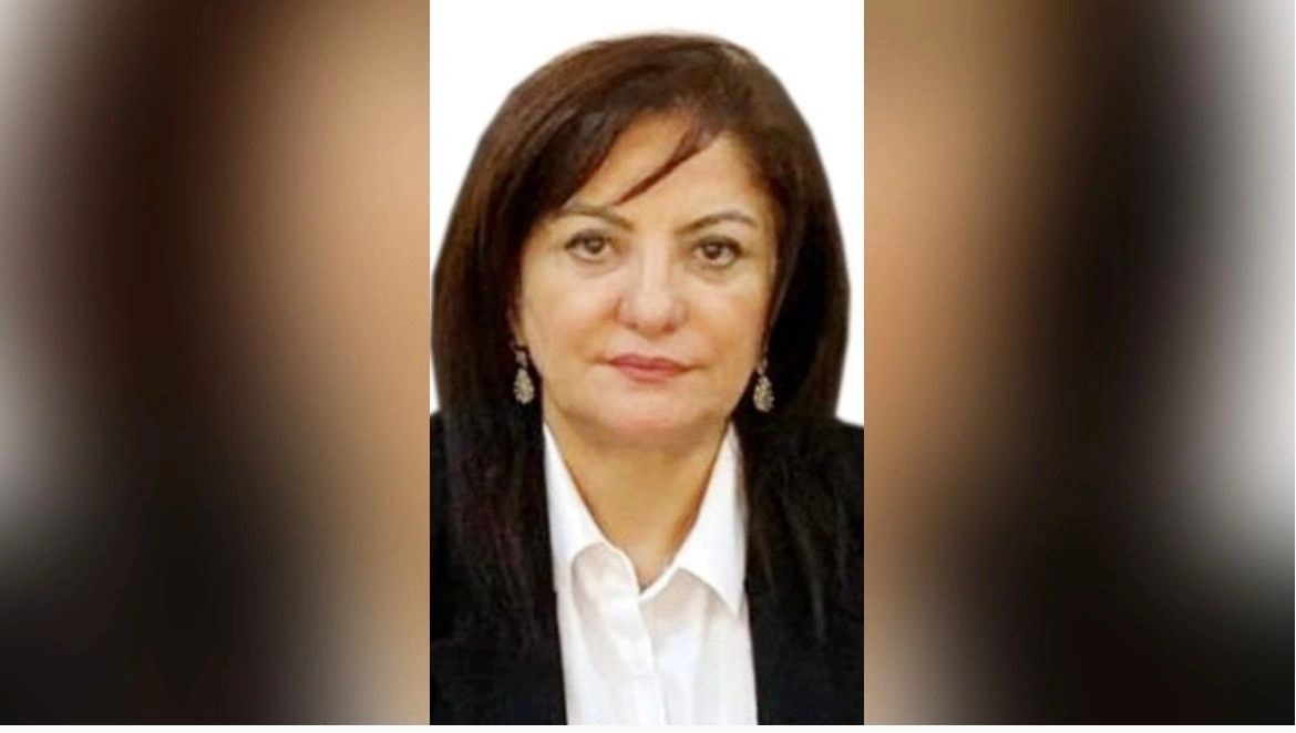 İcra başçısının bacısı işdən çıxarıldı - FOTO