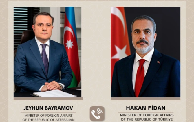Ceyhun Bayramov Hakan Fidanla telefonla danışdı