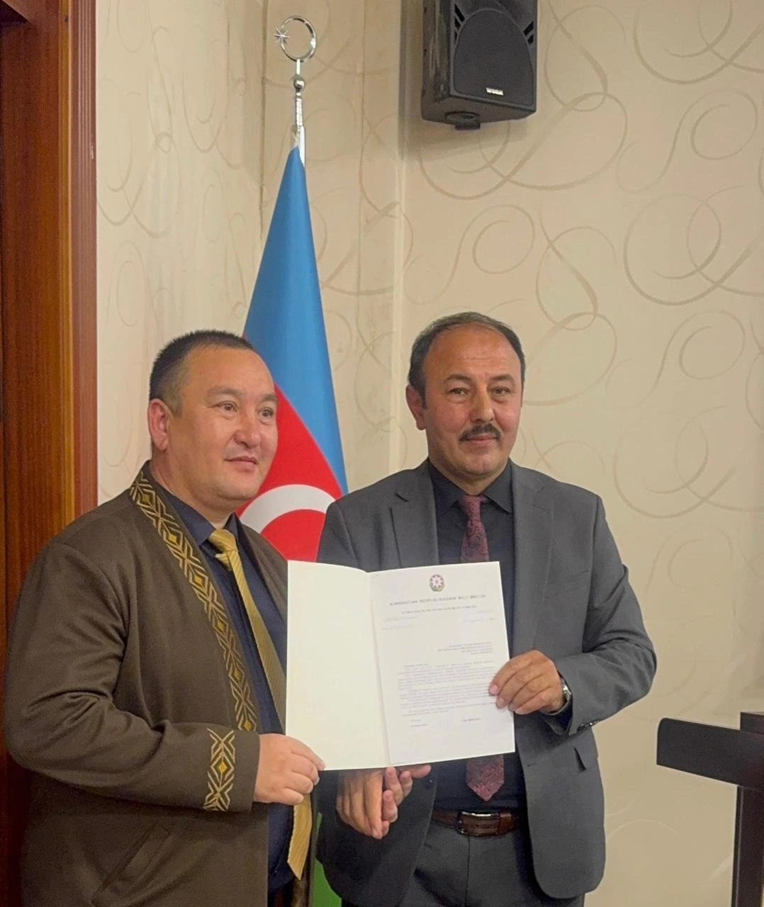 Bakıda qazax şairinin “Qarabağ” kitabının təqdimatı keçirilib - FOTOLAR