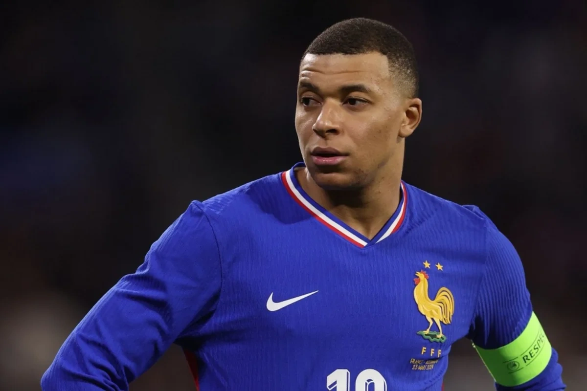 Mbappe Fransa yığmasının məşqini tərk etdi - VİDEO
