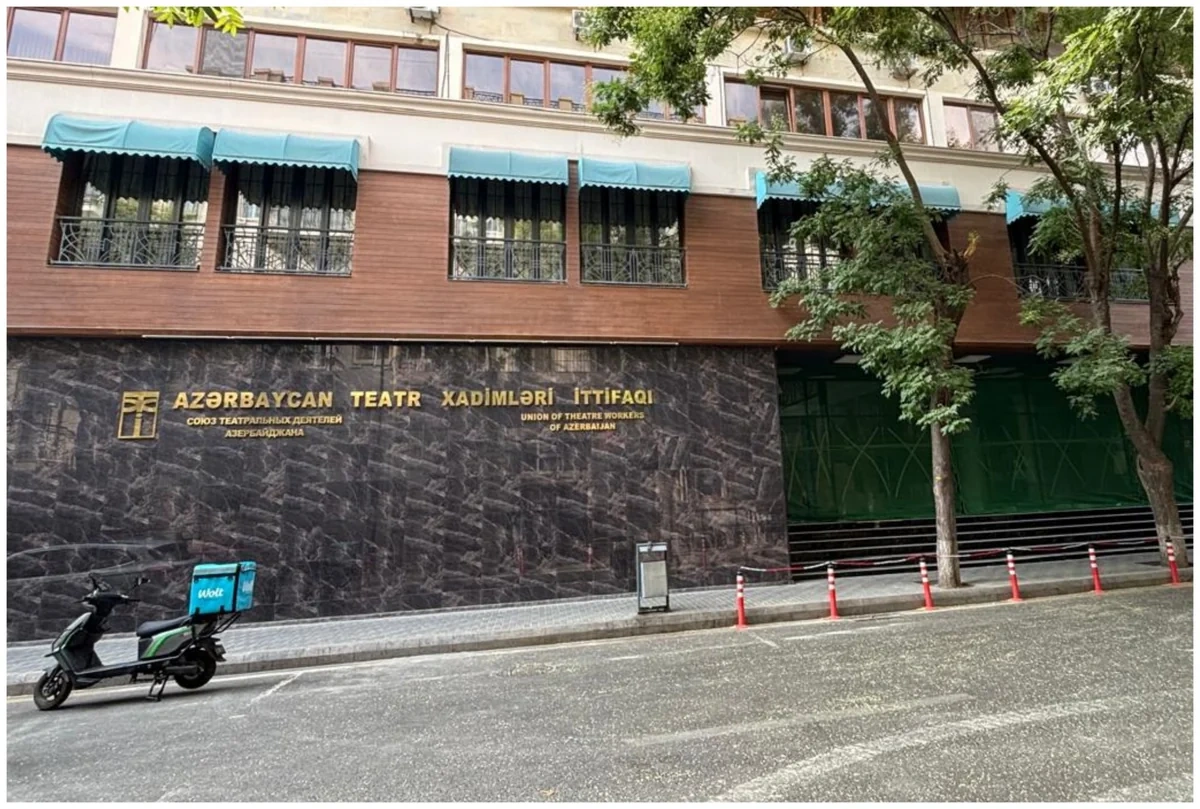 Azərbaycan Teatr Xadimləri İttifaqının binası təmirə bağlanıb - FOTO