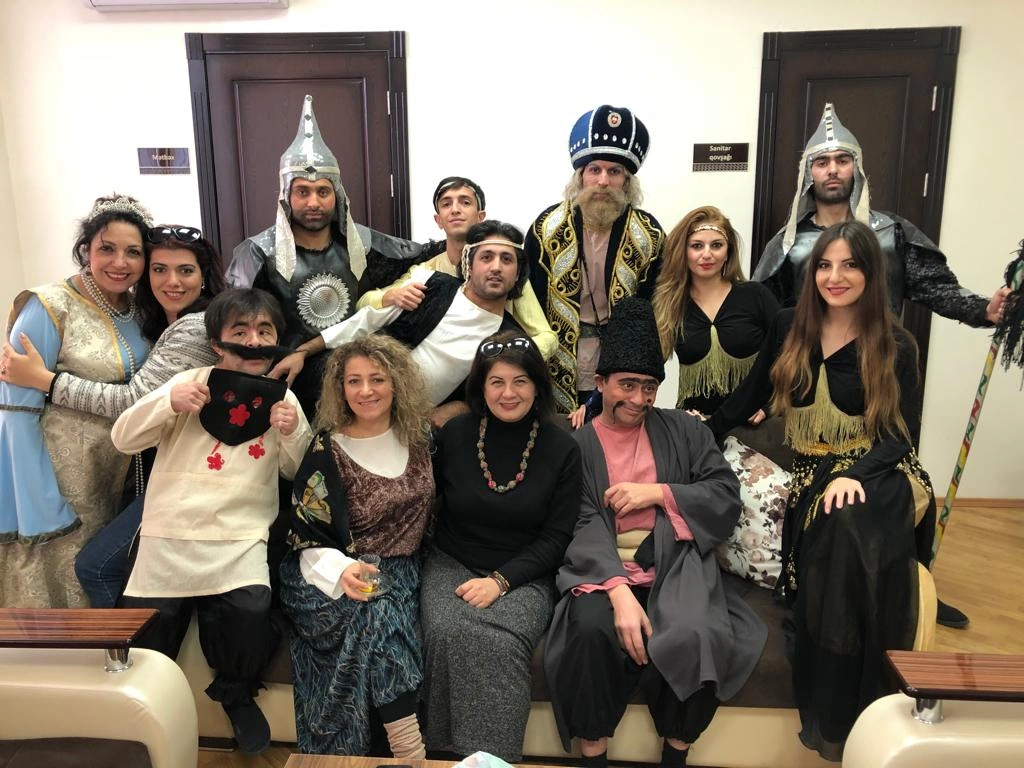 25 yaşlı Bakı Uşaq və Gənclər Teatrı-“Biz bura teatr yox, ailə kimi baxırıq”-FOTOLAR