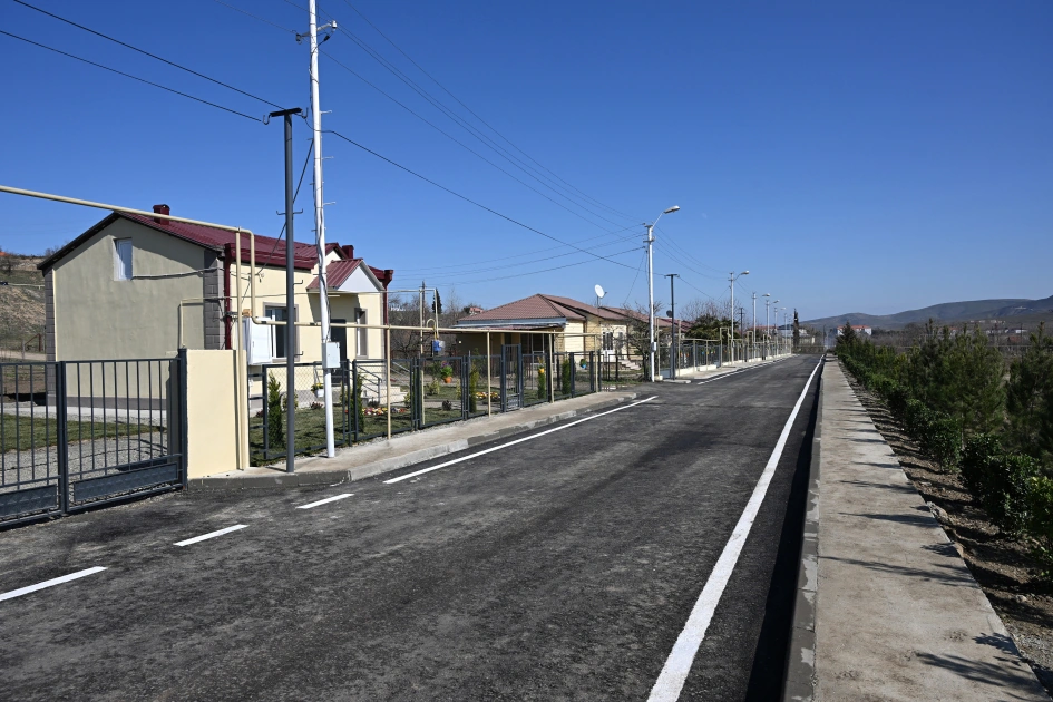 İlham Əliyev Xocavənd kəndində görülmüş işlərlə tanış olub - FOTO - YENİLƏNİB