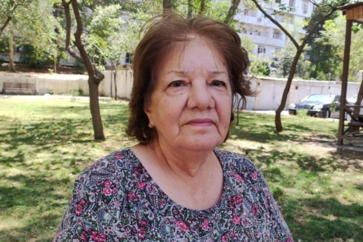 “Tükəzban İsmayılova atamın qohumu idi, deyirdi ki, Vahiddən oxuyuram ki, sizə pul gəlsin” - FOTO+ÖZƏL