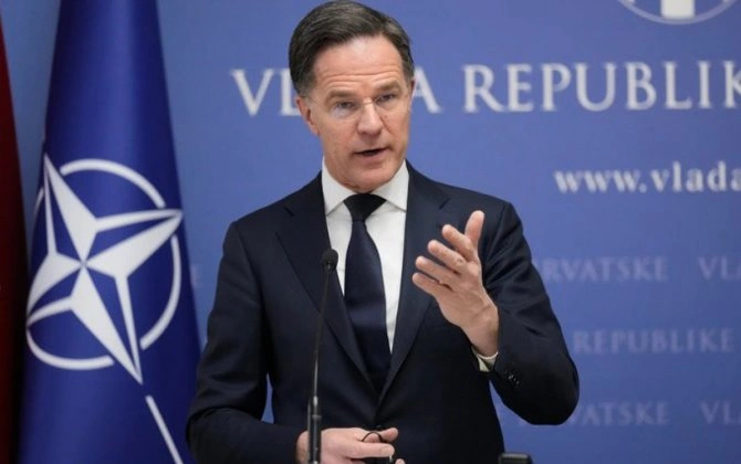 Rutte: Britaniya və digər bir sıra Avropa ölkələri Qrenlandiyada hərbi mövcudluğunu artırmaq istəyir