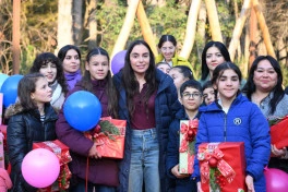 Leyla Əliyeva Mərkəzi Nəbatat bağında uşaqlar üçün təşkil olunan tədbirdə iştirak edib