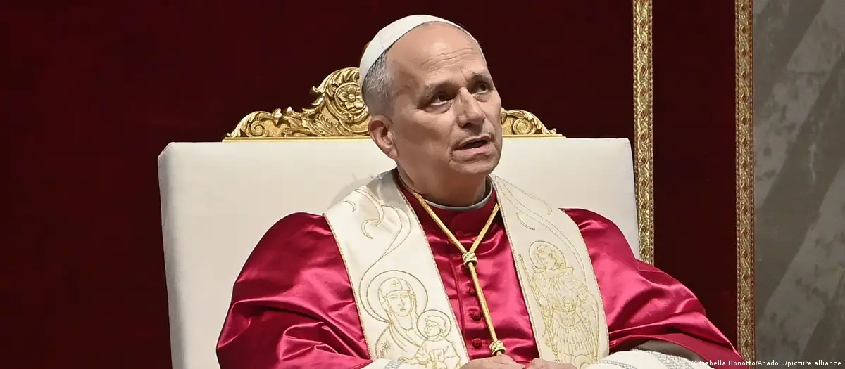 "Papa XIV Lev: dünya "müharibə məntiqindən" imtina etməlidir" - "Deutsche Welle"