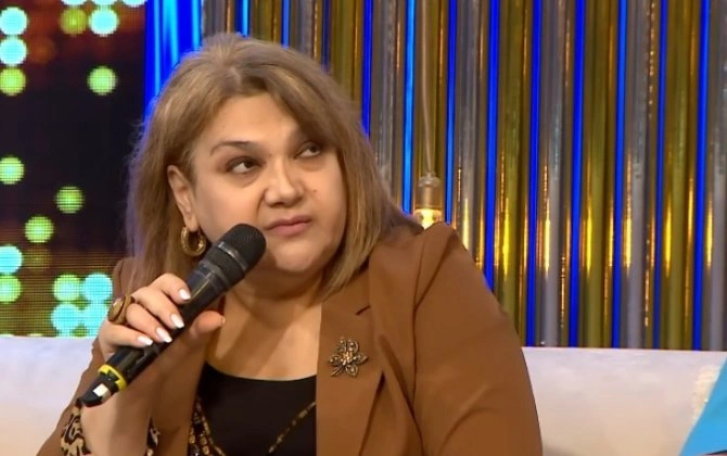 "Bayrağımızın mənasını bilmirlər" - Müğənniləri tənqid etdi