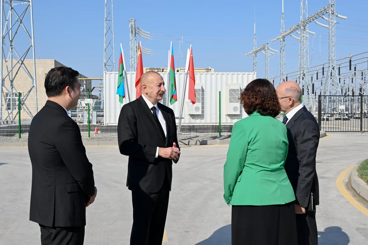 İlham Əliyev "Qobustan" Günəş Elektrik Stansiyasının açılışında iştirak etdi - FOTOLAR