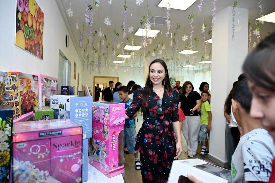 Leyla Əliyeva Şəkidə Uşaq evi sosial xidmət müəssisəsinin sakinləri ilə görüşdü – FOTO