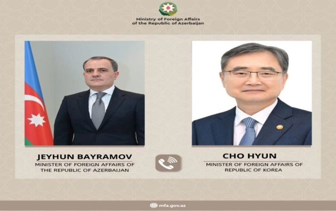 Ceyhun Bayramov koreyalı həmkarı ilə danışdı