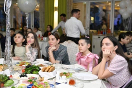 Leyla Əliyeva, Arzu Əliyeva və Alena Əliyeva xüsusi qayğıya ehtiyacı olan uşaqlar üçün təşkil olunan bayram şənliyində iştirak ediblər - FOTO
