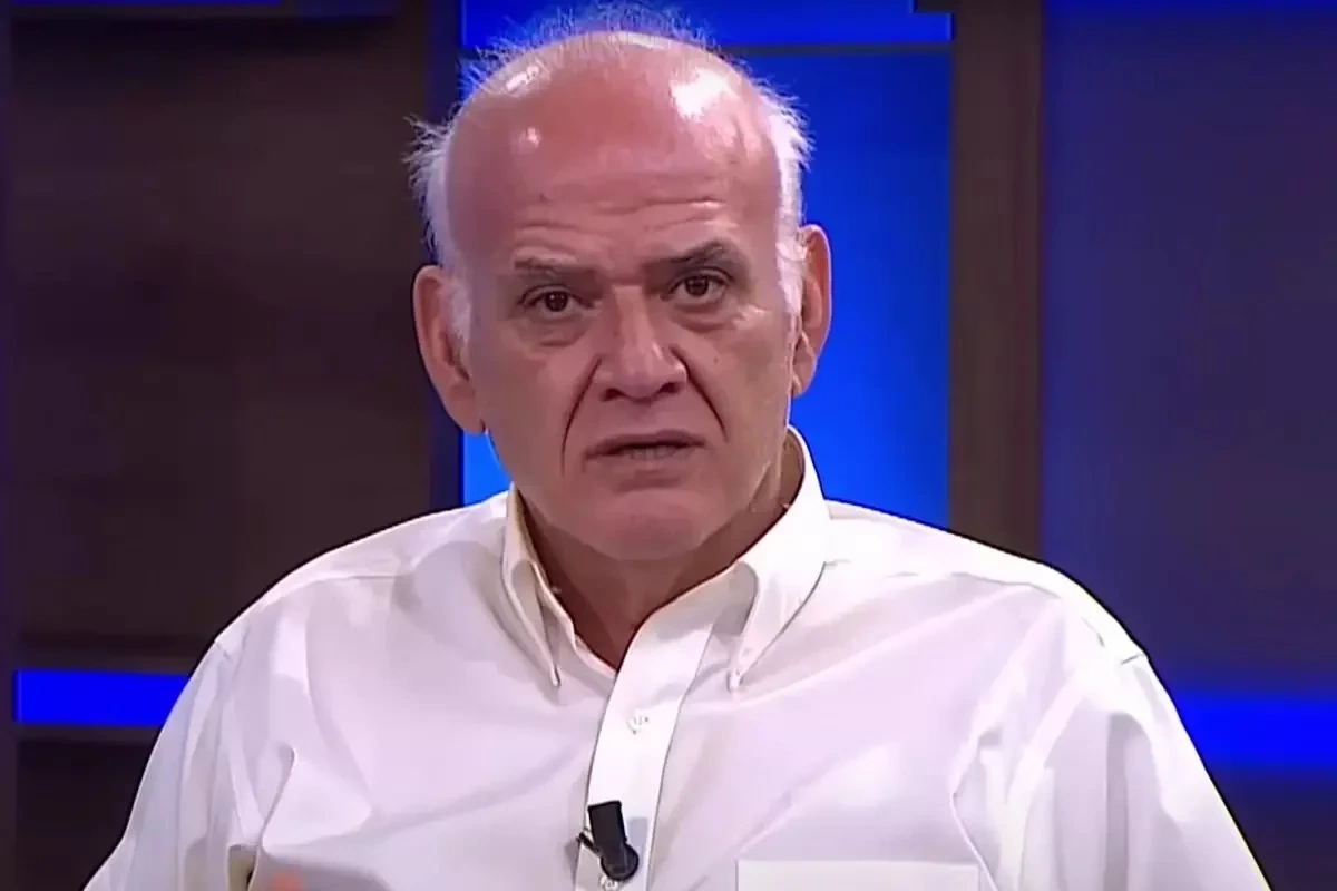 Azərbaycana girişi qadağan olunan türklərdən biri də məşhur futbol şərhçisi Ahmet Çakardır
