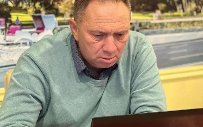 “Putin hakimiyyətdən uzaqlaşdırılmayana və ya Rusiya tam çökməyənə qədər bu savaş bitməyəcək...”