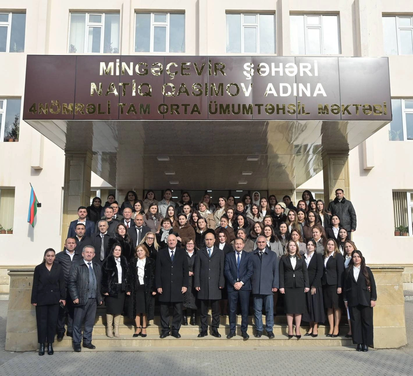 Emin Əmrullayev Mingəçevirdə gənc müəllim və direktorlarla görüşdü - FOTO