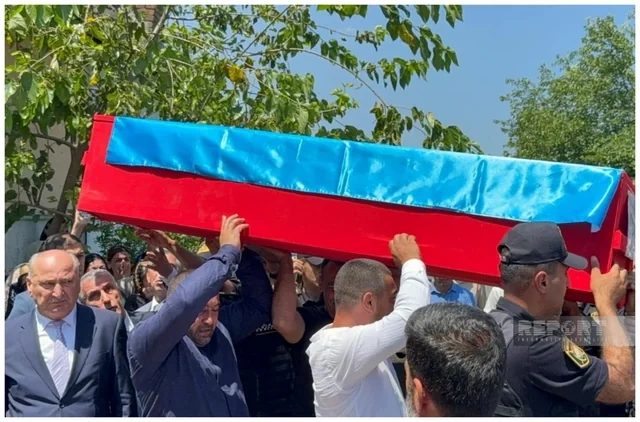İtkin-şəhid Dəyanət Musayev dəfn edilib - FOTO