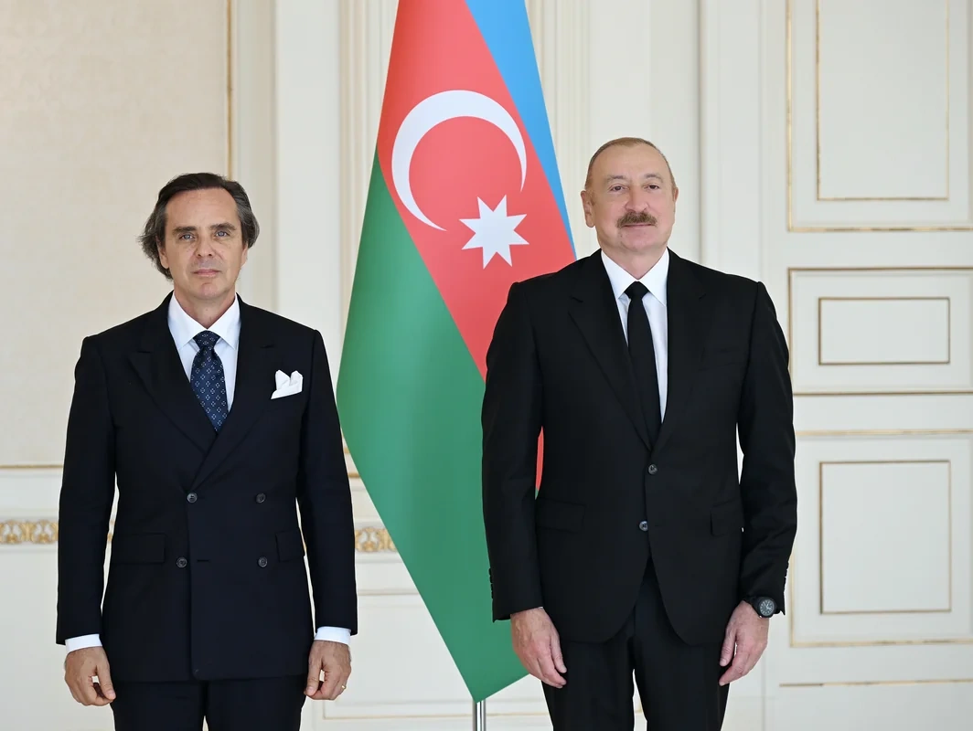 İlham Əliyev Braziliyanın ölkəmizə yeni təyin olunmuş səfirinin etimadnaməsini qəbul etdi - FOTO