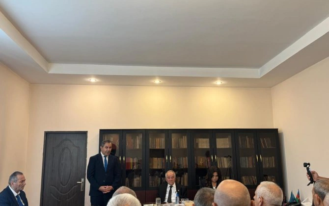Seyran Səxavətin “80+20+?” kitabının təqdimat mərasimi keçirildi - FOTOLAR