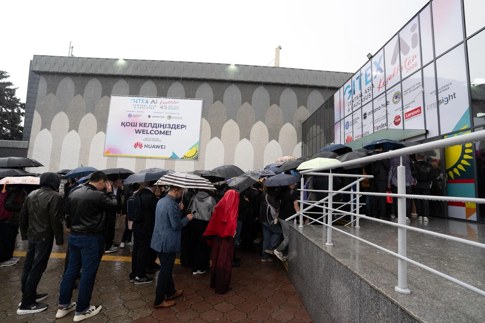 GITEX AI Qazaxıstan Almatıda tarixi debüt edir - Mərkəzi Asiya qlobal süni intellekt yarışında öz iddiasını ortaya qoyur - FOTO