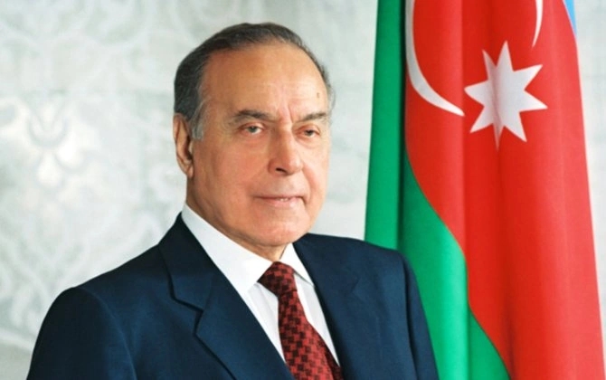 "Heydər Əliyev Azərbaycanın müstəqilliyinin memarı və dövlətçiliyinin banisidir" - Deputat Ağalar Vəliyev