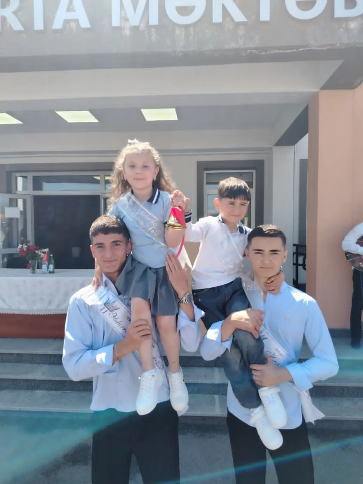 Xankəndi, Xocalı və Ağdərə məktəblərində "Son zəng" çalındı - FOTO