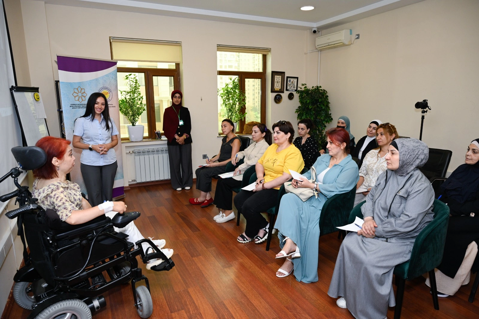 Əlilliyi olan şəxslərin baxıcıları üçün növbəti təlim keçirilib - FOTO