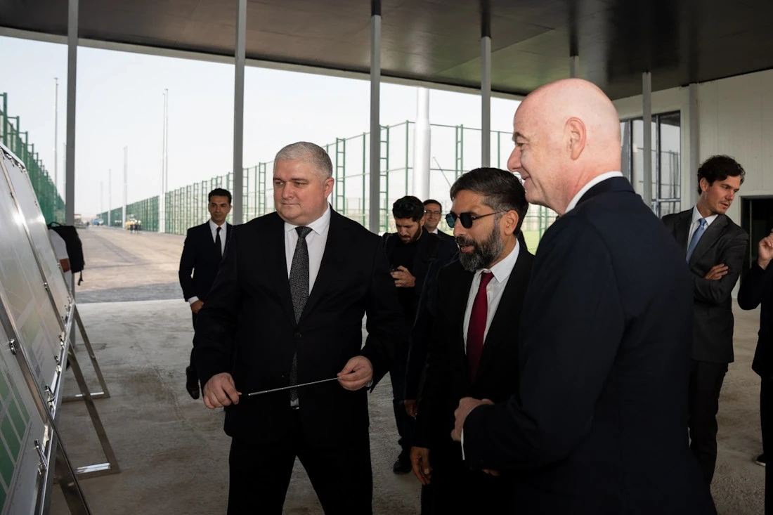 İnfantino Hövsanda inşa olunan meydançalara baxış keçirdi - FOTOLAR