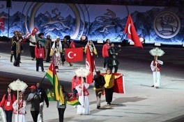 İlham Əliyev və Mehriban Əliyeva Bişkekdə 6-cı Dünya Köçəri Oyunlarının açılış mərasimində iştirak ediblər - FOTO - CANLI - YENİLƏNİB