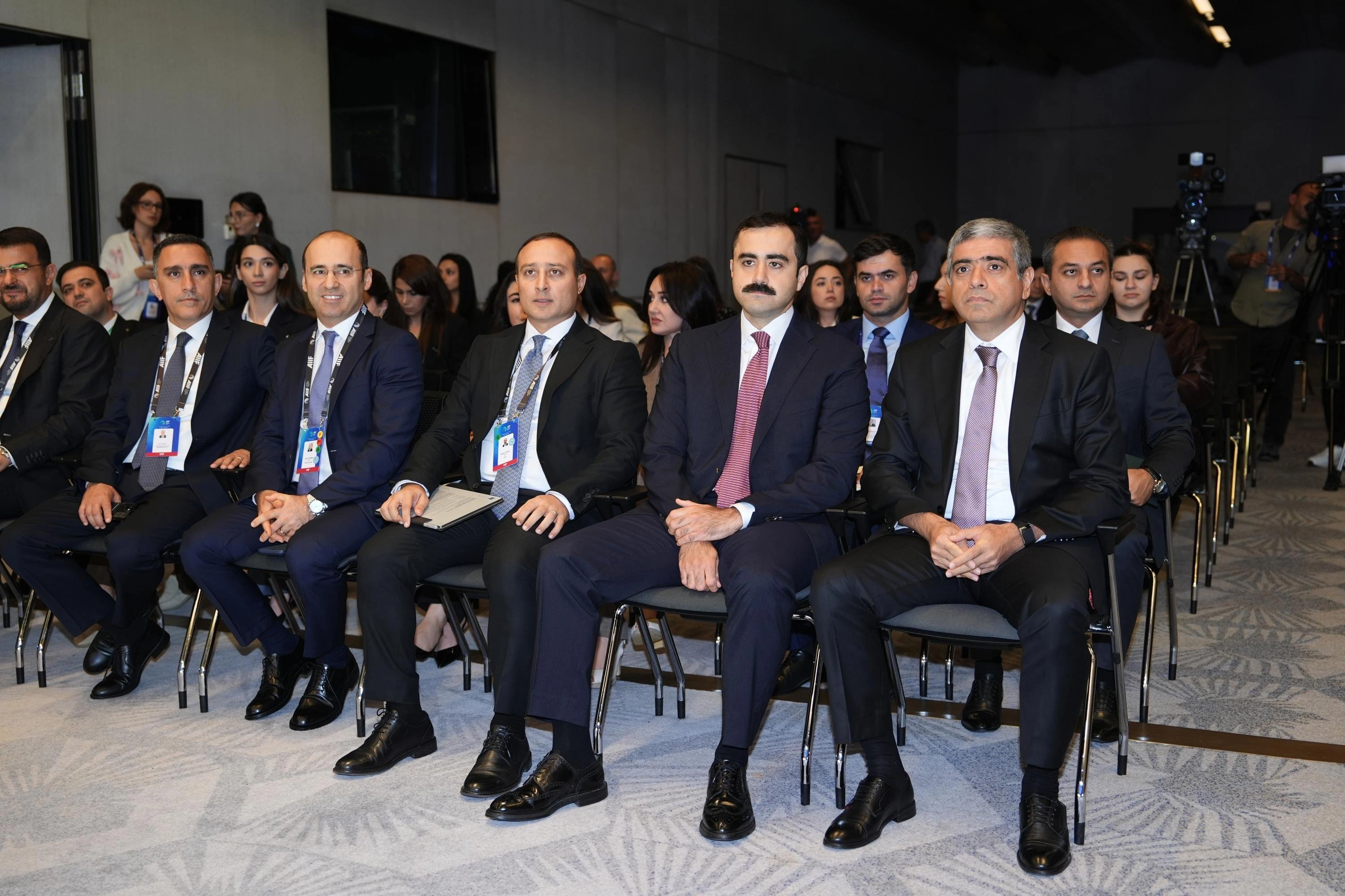 Anar Əliyev insan kapitalının inkişafından DANIŞDI - FOTO