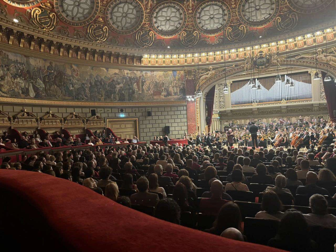 Buxarestdə dirijor Fuad İbrahimovun rəhbərliyi ilə konsert keçirilib - FOTOLAR
