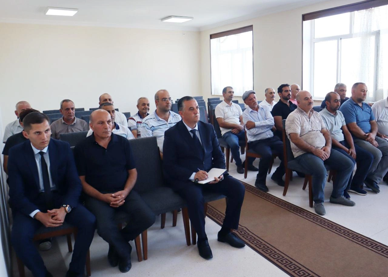 “Azərişıq” ASC-nin nümayəndələri Culfada fermer və sahibkarlarla görüşüb - Fotolar