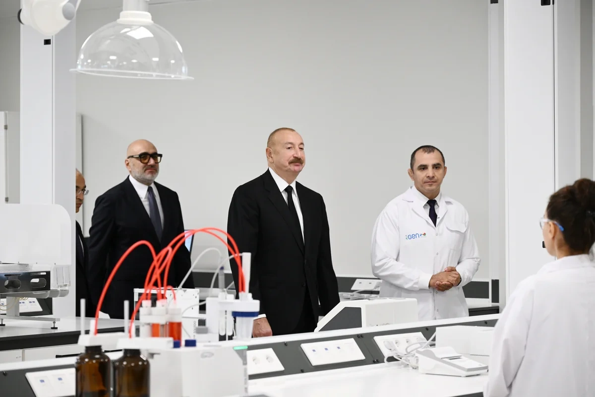 İlham Əliyev Pirallahı Sənaye Parkında dərman istehsalı müəssisəsinin açılışında iştirak etdi - FOTO