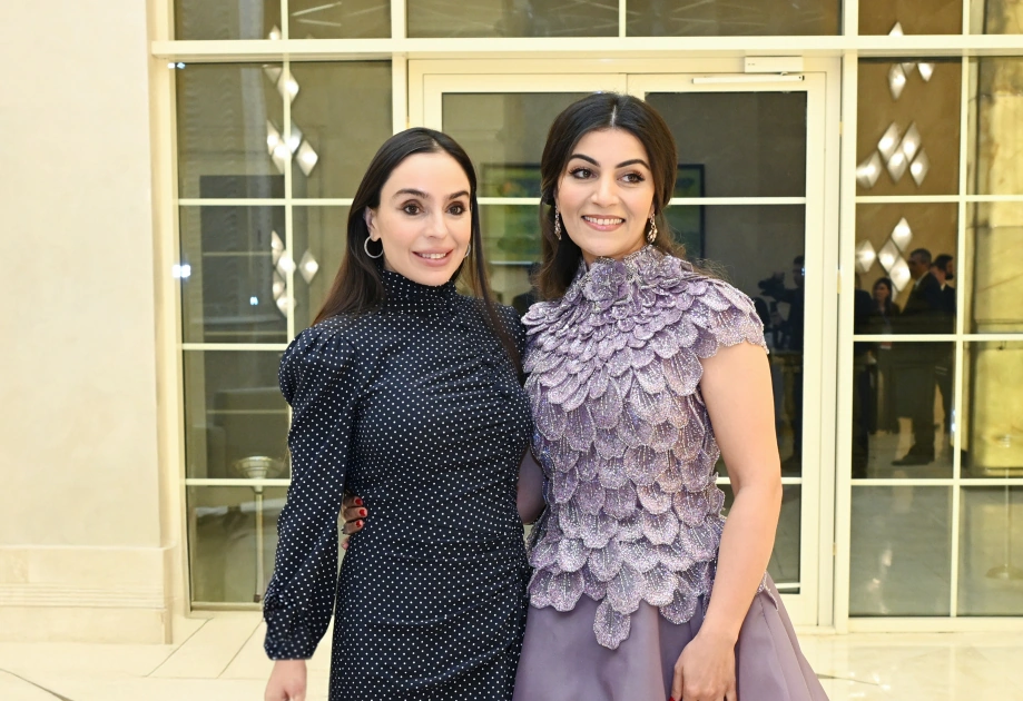Leyla Əliyeva “Qış nağılı”nın açılışında - Fotolar