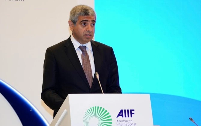 Anar Əliyev insan kapitalının inkişafından DANIŞDI - FOTO