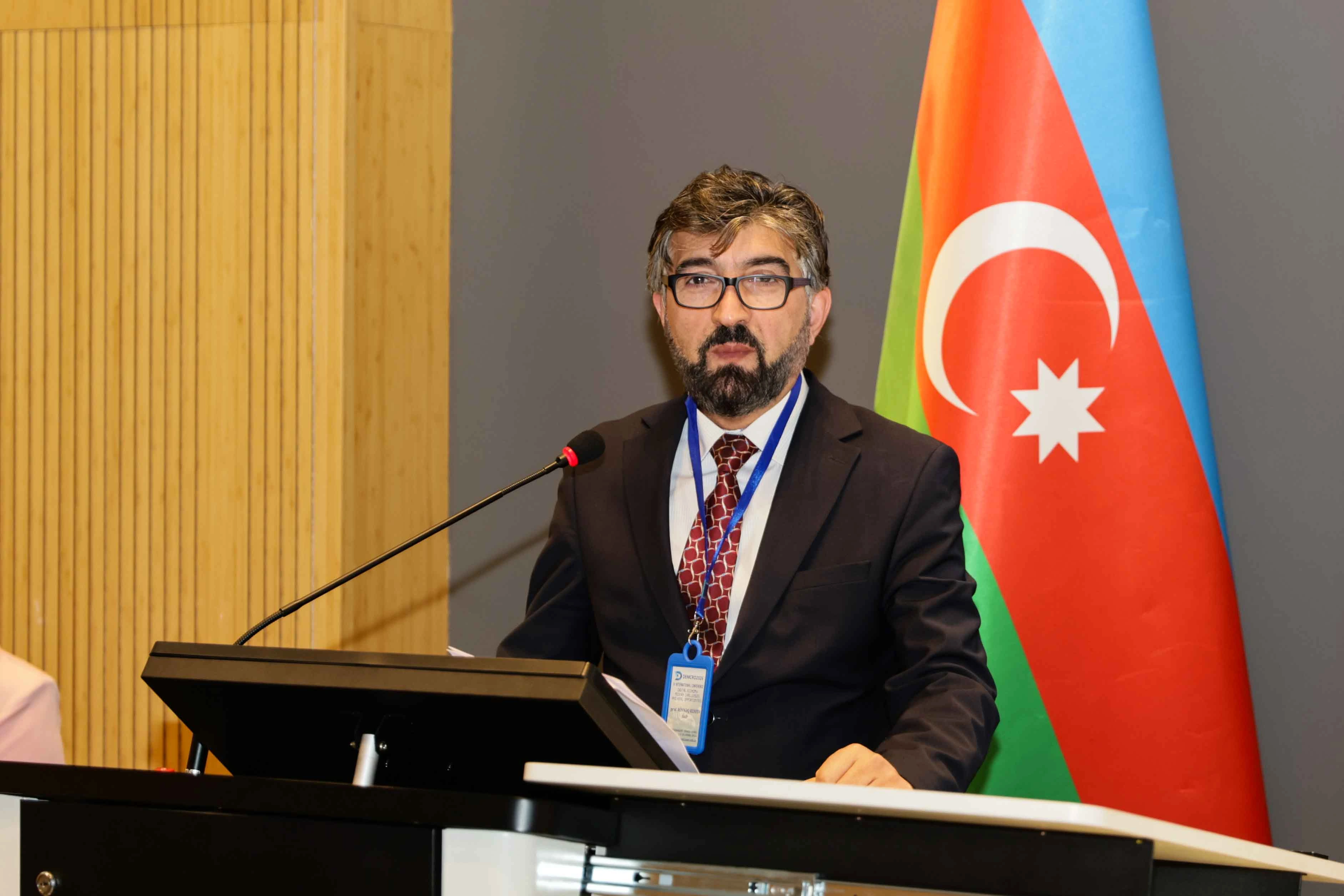 UNEC-də “Rəqəmsal iqtisadiyyat: Müasir çağırışlar və real imkanlar” mövzusunda IV beynəlxalq konfrans öz işinə başlayıb - FOTO