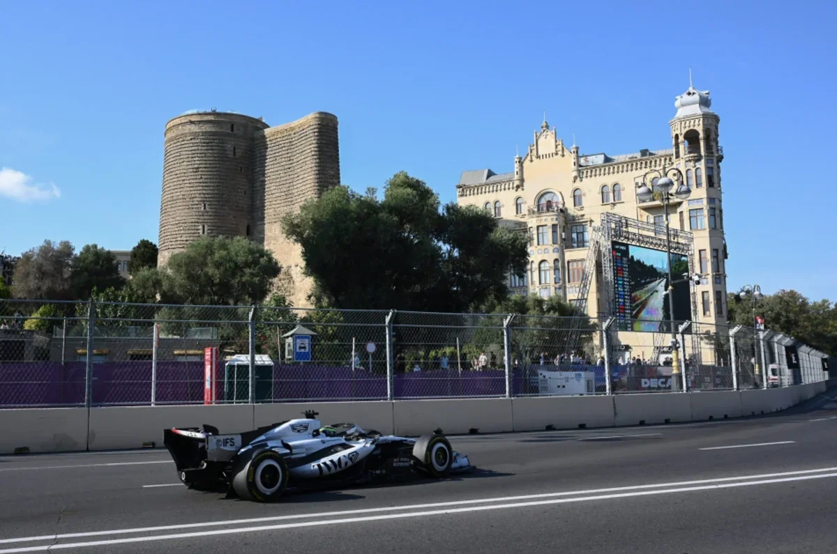 Sürücülərin NƏZƏRİNƏ: Bakı yollarında "Formula-1" məhdudiyyətlərinin bitəcəyi saat AÇIQLANDI