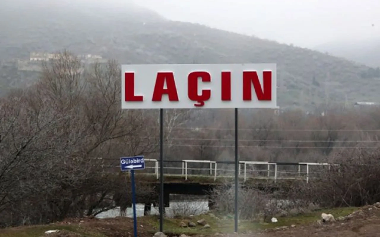 "Laçın" yazısı yarım milyona tikiləcək