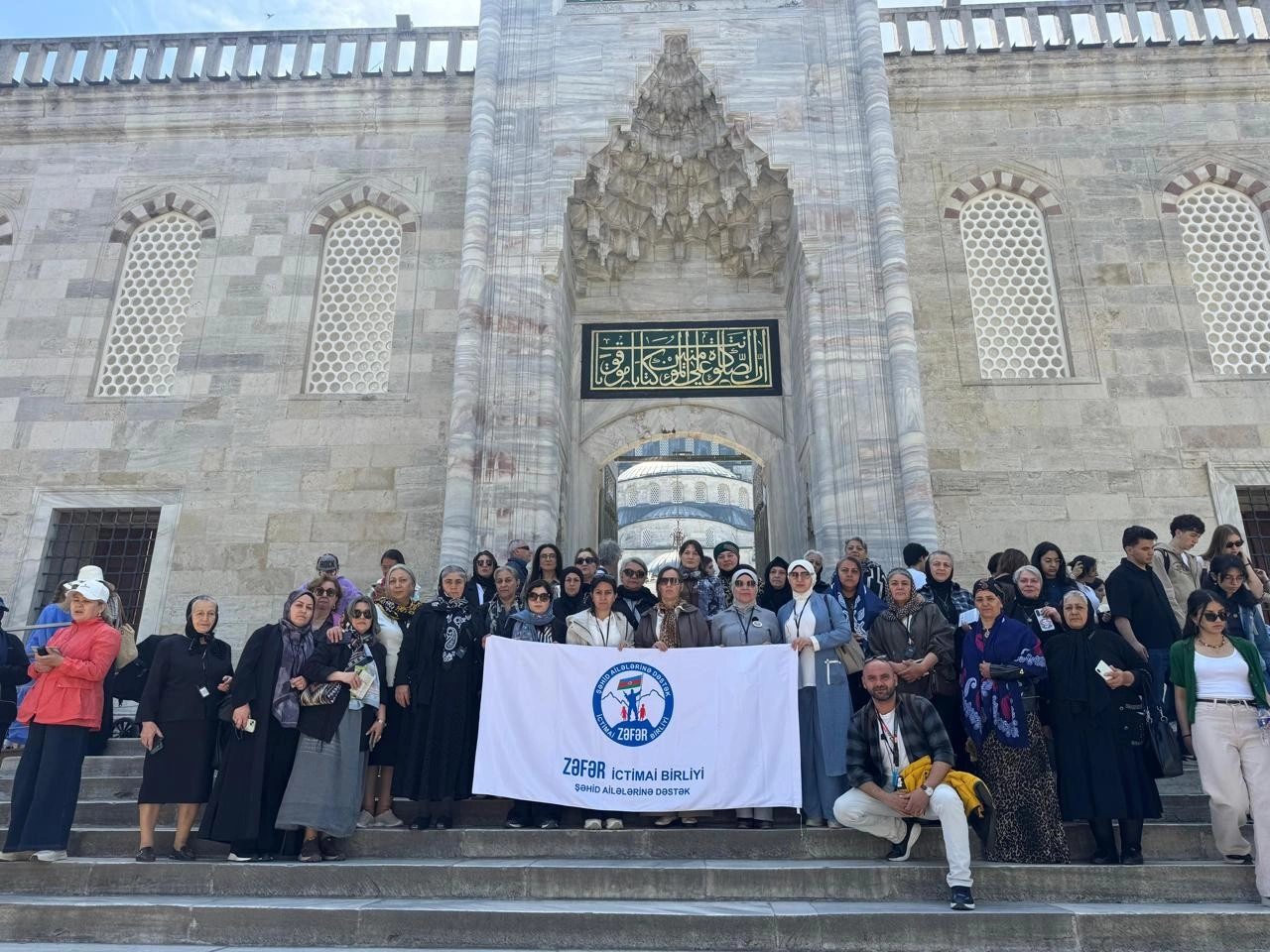 Şəhid ailələri Çanaqqala şəhərini ziyarət ediblər - FOTOLAR