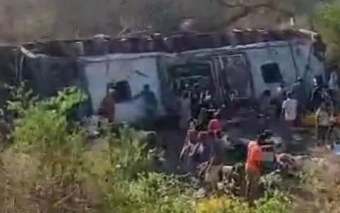 Braziliyada avtobus qəzasında ən azı 15 nəfər ölüb