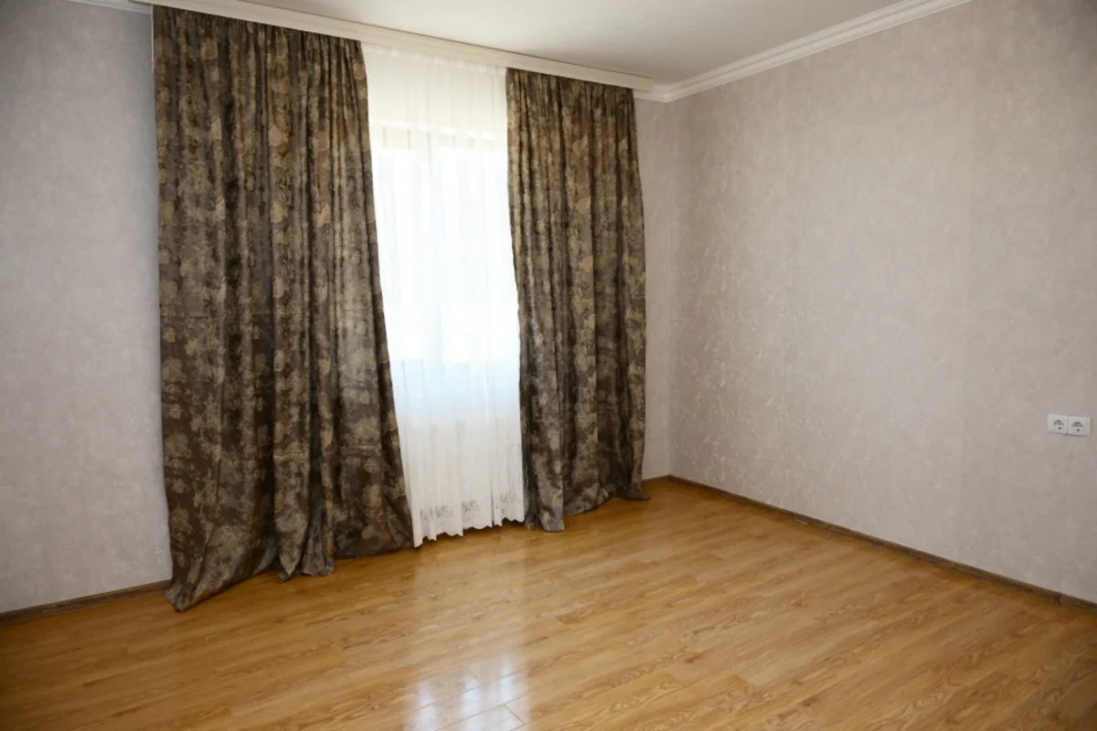 İlham Əliyev Xocalıda hərbçilərə tikilən evlərlə tanış oldu - FOTO