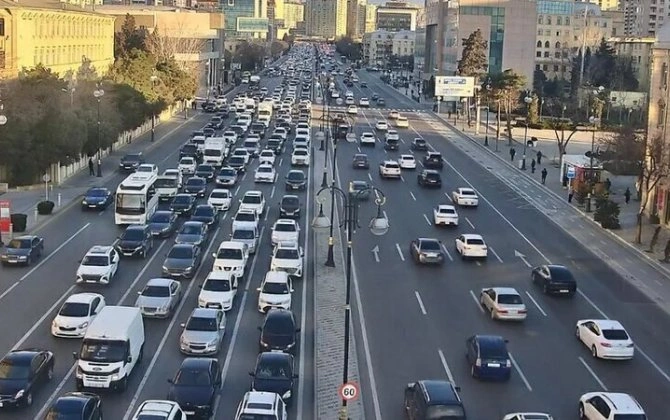 Bakının bu yollarında sıxlıq var - SİYAHI