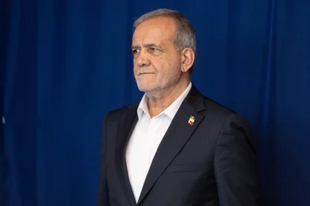 "Pezeşkianla SEPAH arasında qarşıdurma: müharibə fonunda siyasi və iqtisadi böhran dərinləşir" - "İran İnternational"